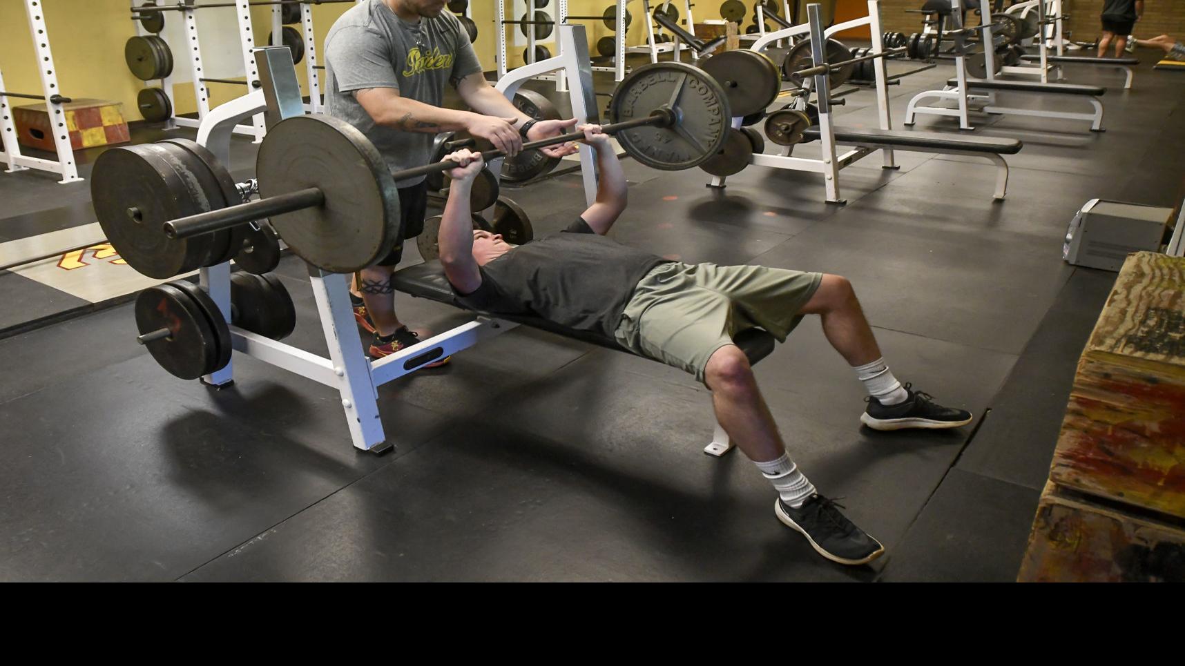 Prep Football Crescent Valley S Connor Comes From A Long Line Of