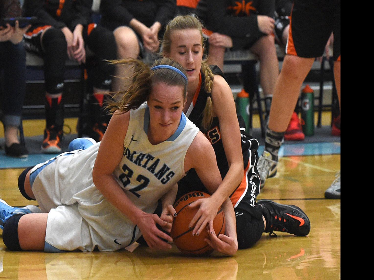 Prep Girls Basketball Spartans Fend Off Pesky Dragons High