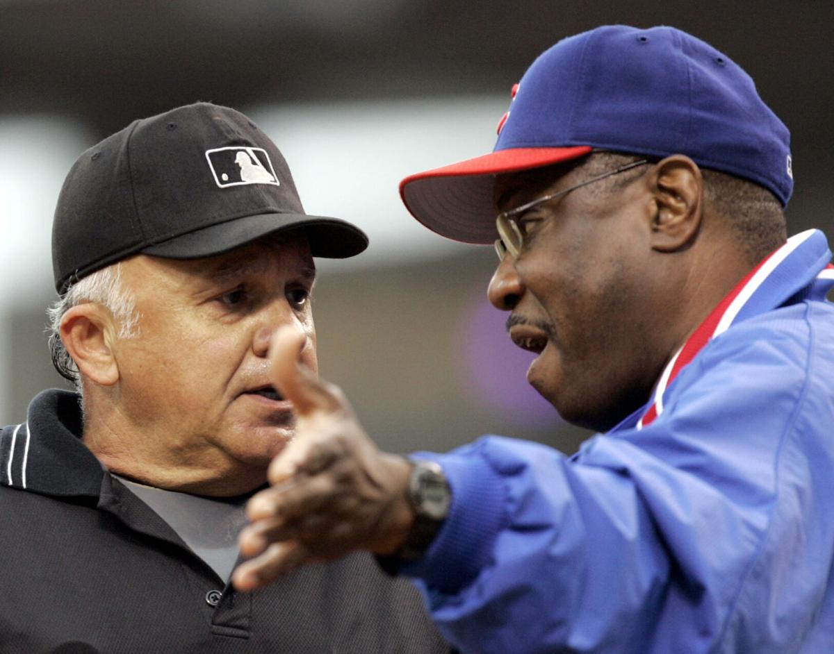 Dusty Baker surprised as son, Darren, delivers lineup card for