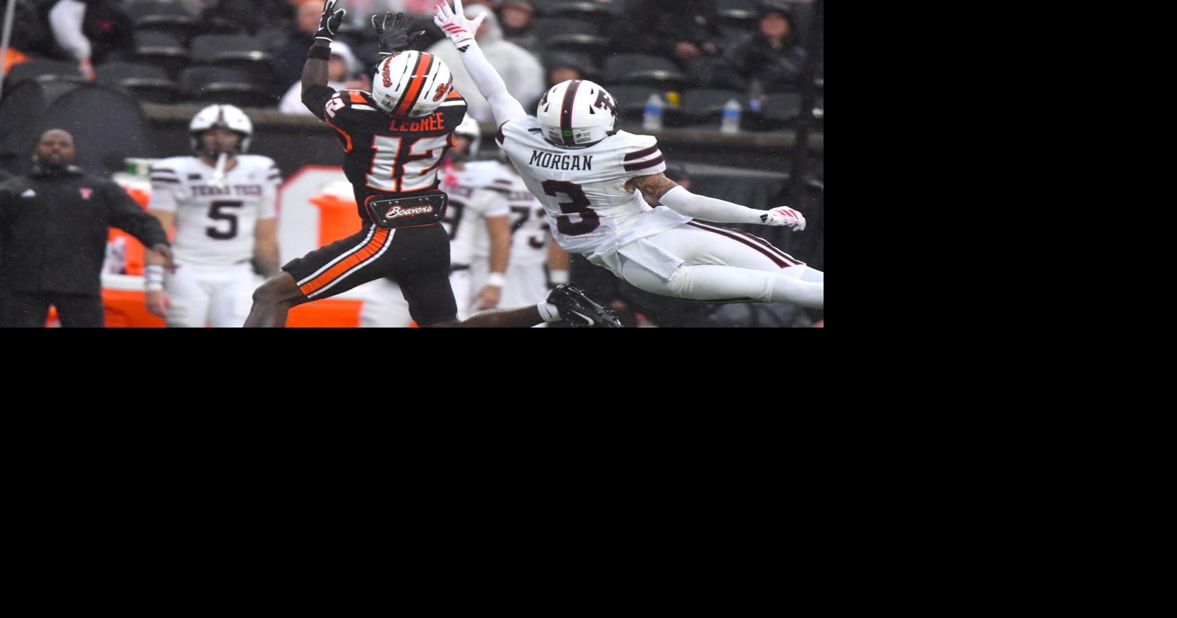 Oregon State football battles Texas Tech