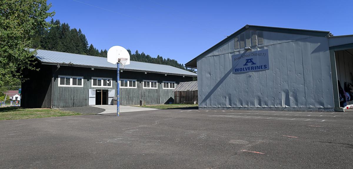 Alsea School 01