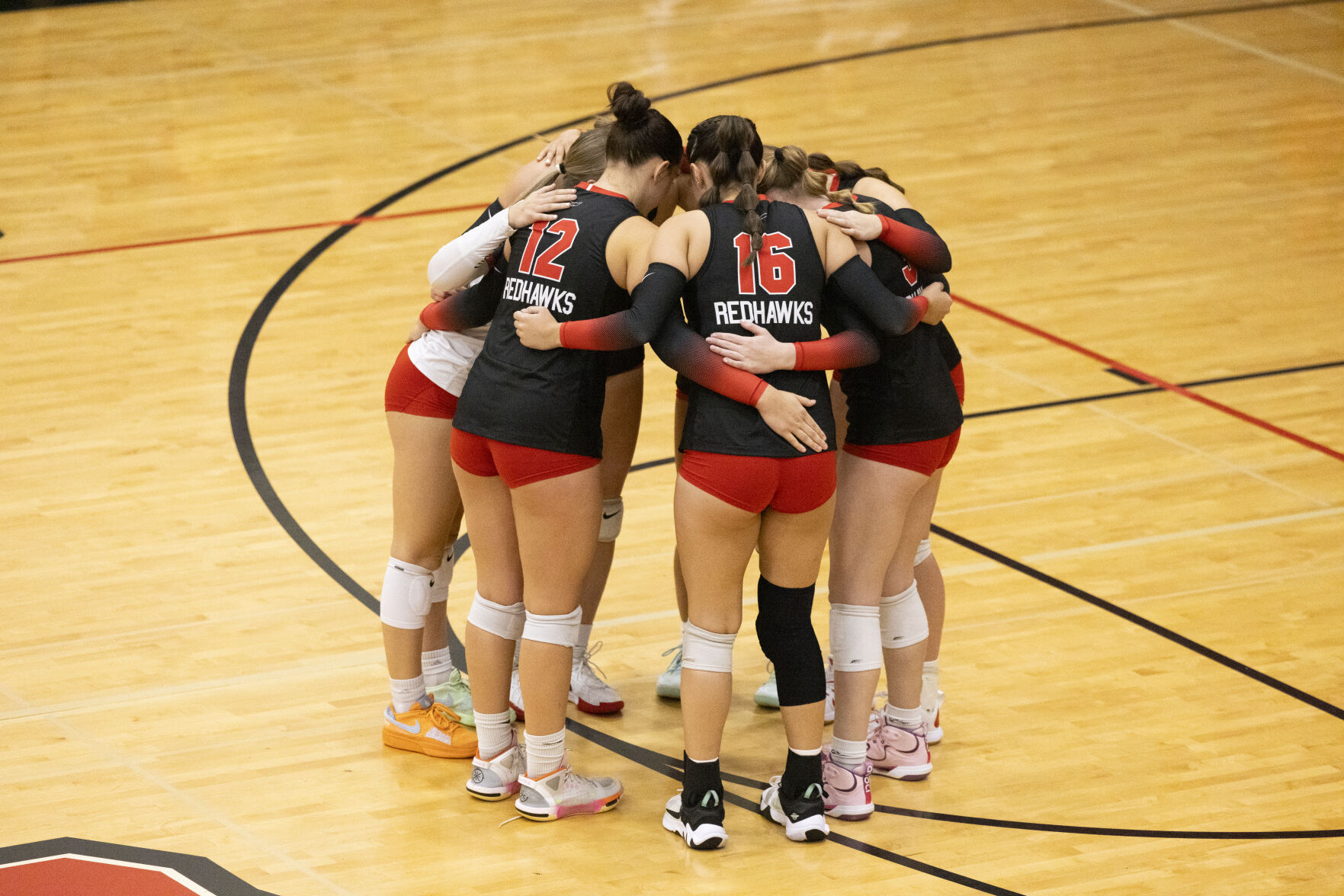 RedHawks, Raiders Gear Up For Run At State Volleyball Title