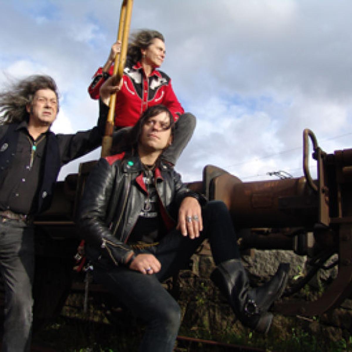 Pierced Arrows Music Gazettetimes Com Pierced Arrows Music Gazettetimes Com