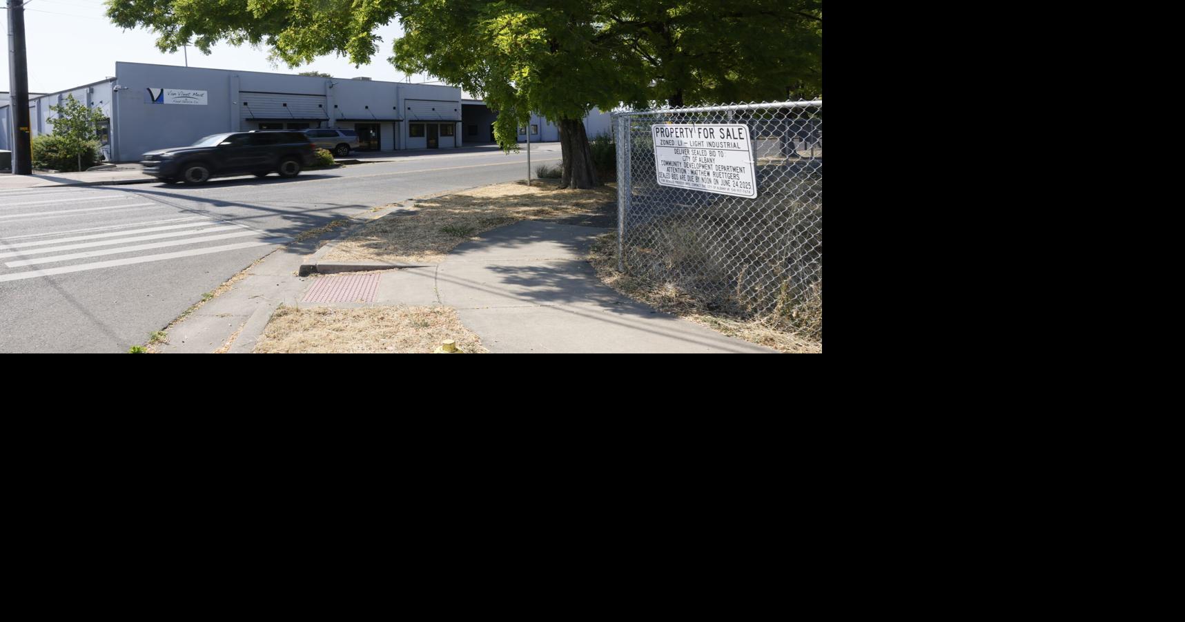 Albany opens up former homeless site for bids again