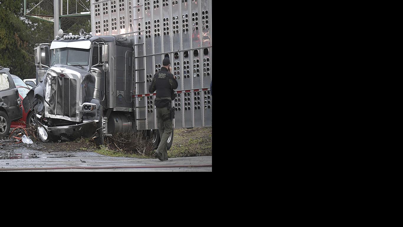 Driver critically injured in crash southeast of Albany