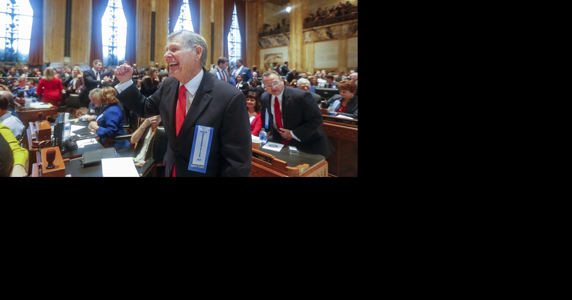 Supermajorities in state capitols push controversial policies to the edge