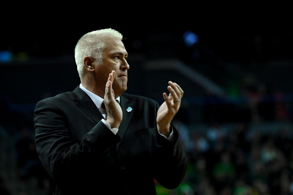 Wayne Tinkle