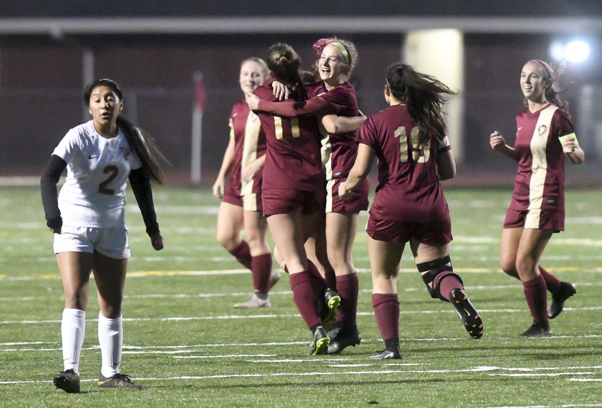 Gallery: CVHS vs The Dalles soccer 17