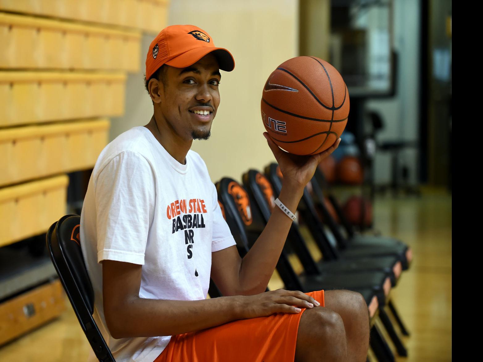 Osu Men S Basketball Father And Son Team Up With The Beavers