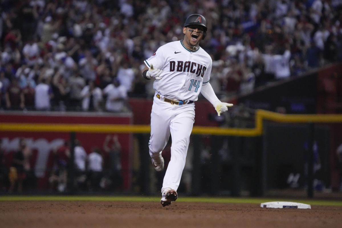 Diamondbacks homer four times off Lance Lynn in third inning, set MLB  postseason record