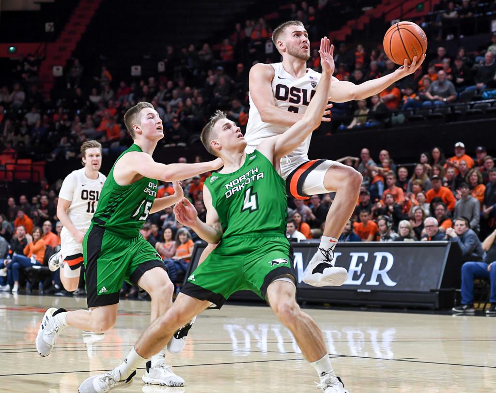 Osu Men S Basketball Beavers Overcome More Adversity To Head To Pac 12 Play With A Win Sports Gazettetimes Com