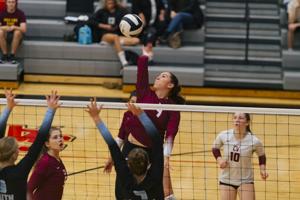 High school volleyball: Mid-Willamette Conference teams get taste of the postseason