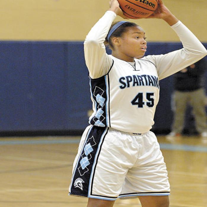 Prep Girls Basketball Lesiie Robinson Following In Father S