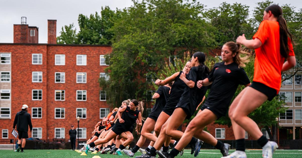 Oregon State women’s soccer leans on new faces as Pac-12 play returns