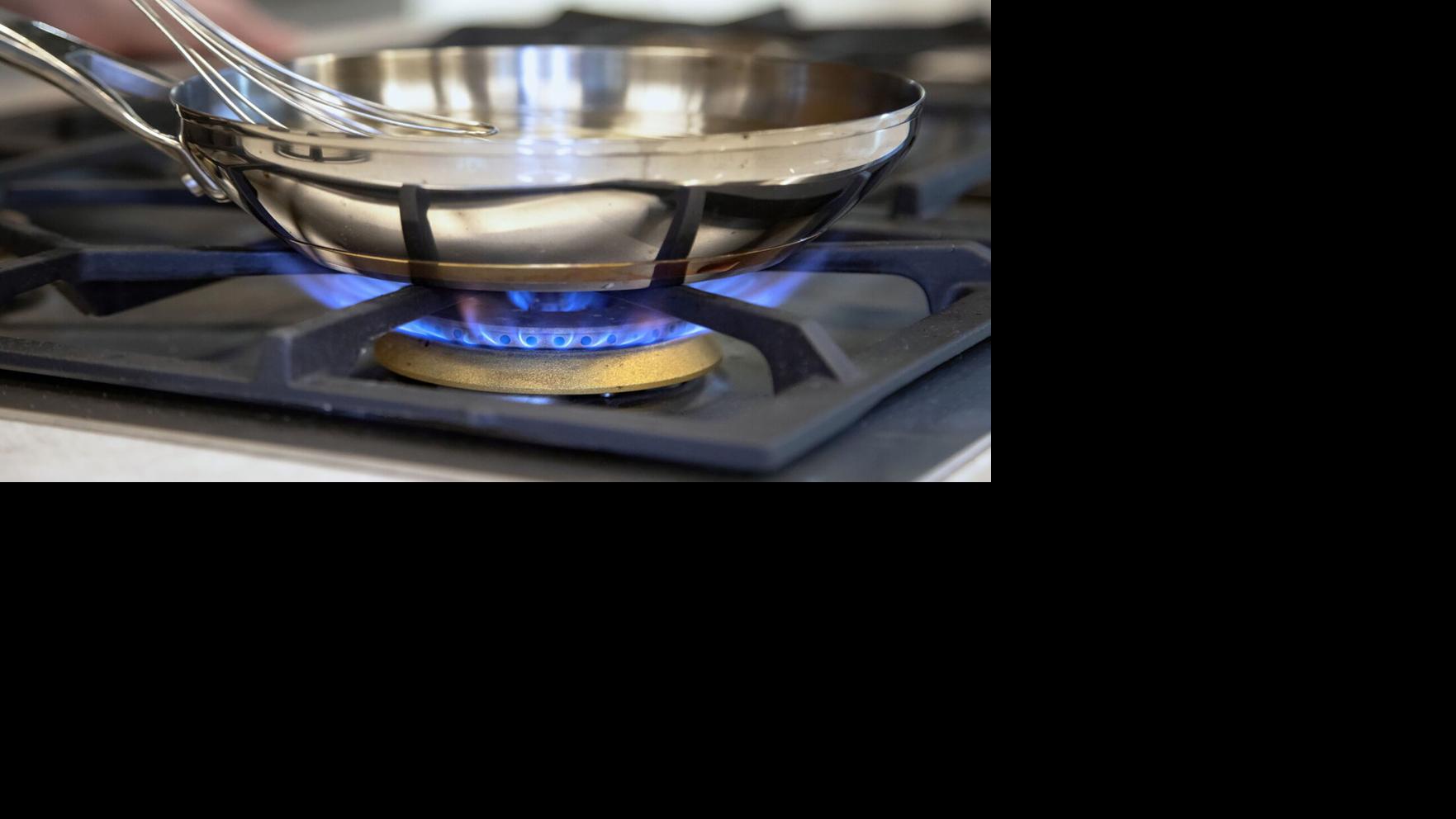 Lending through little libraries