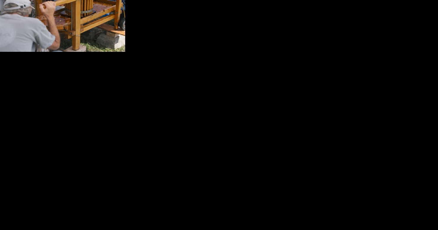 Photos Cider Day 2023 at the Willamette Grange in Corvallis - Vimarsana News