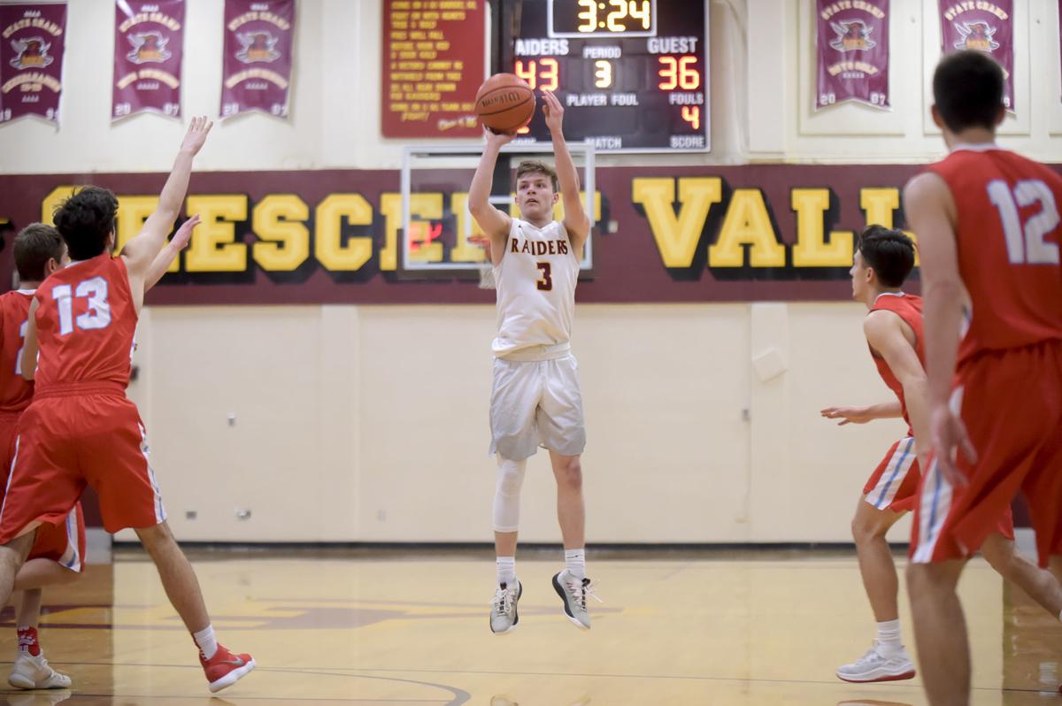 Prep Boys Basketball Raiders Get By Ashland Qualify For State