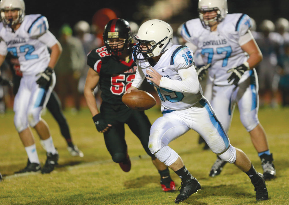 Prep football: Corvallis stuns No. 1 seed Mountain View, 42-28 ...