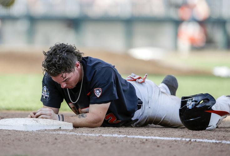 Oregon State Beavers come back in 8th inning to beat North