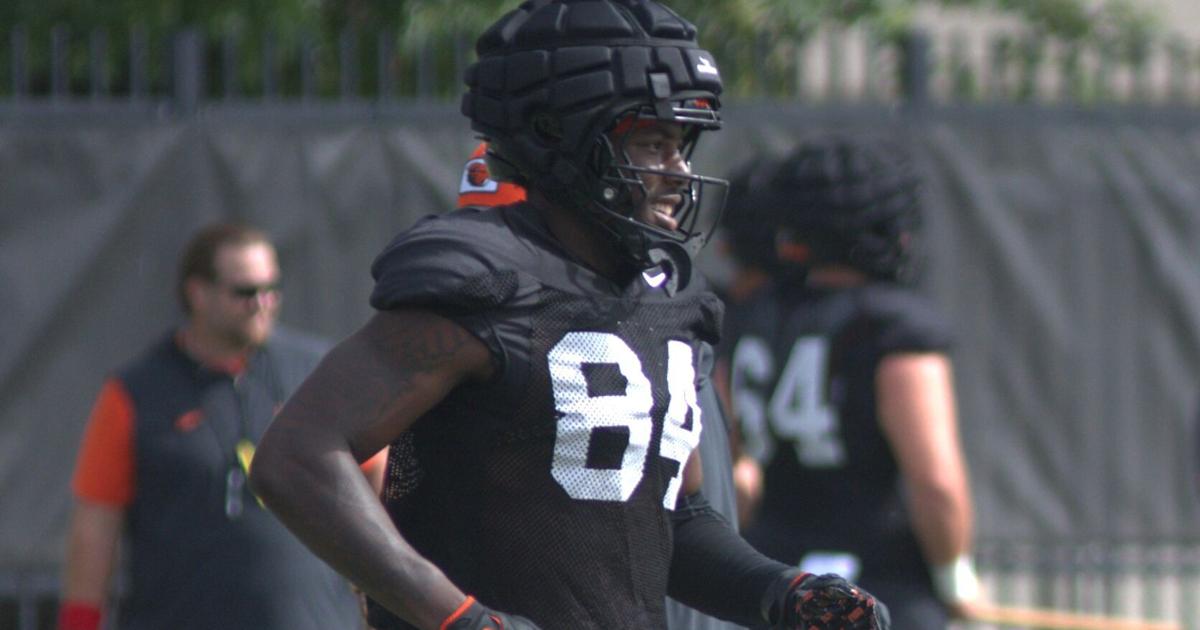 Oregon State football Jon Boyer updates progress tight ends