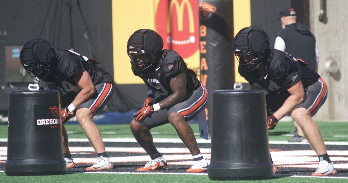 Oregon State linebackers
