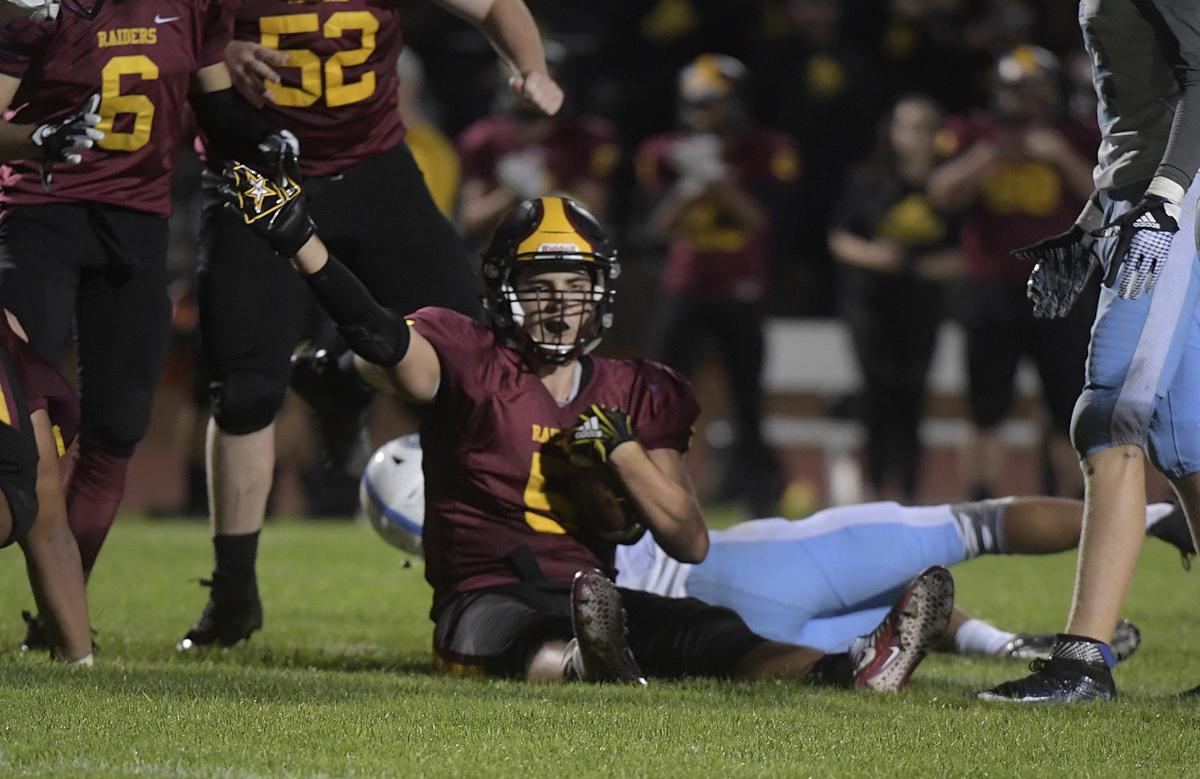 Gallery Crescent Valley plays Corvallis in High School Football