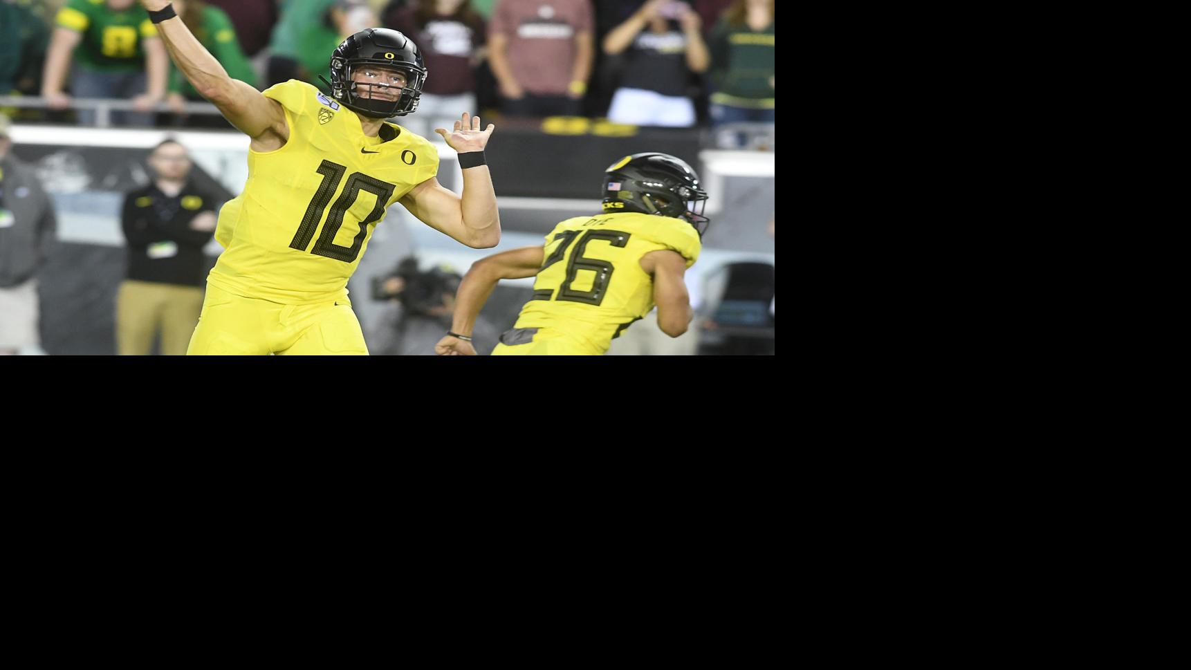 Oregon football: Quarterback play, defense leading Ducks ...