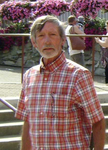 Robert Riley Seegmueller