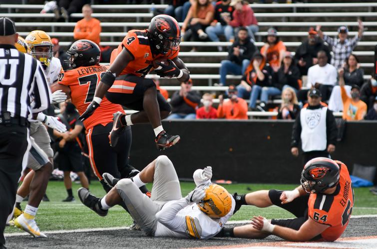 Trevon Bradford, B.J. Baylor, Avery Roberts among 6 Oregon State