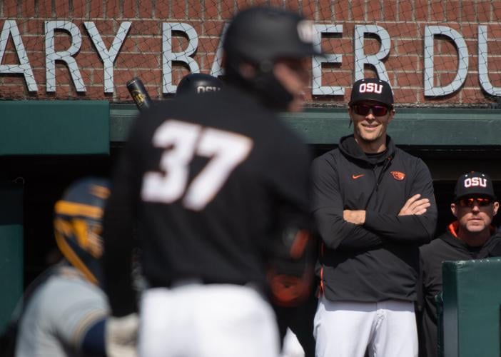 Oregon State Edged By ASU in Series Finale - Oregon State
