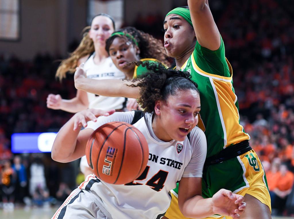 Hampton On Osu Sports Should Women S Hoops Team Switch Up Offense Beavers Sports Gazettetimes Com