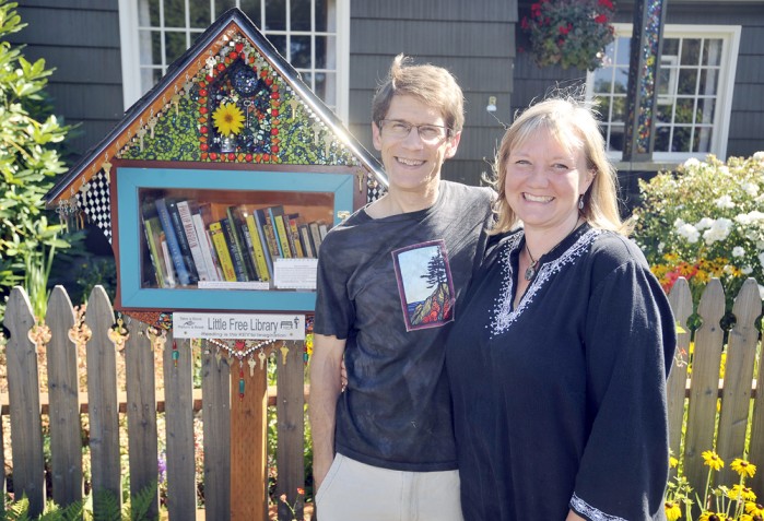 Lending Through Little Libraries | Lifestyles | Gazettetimes.com