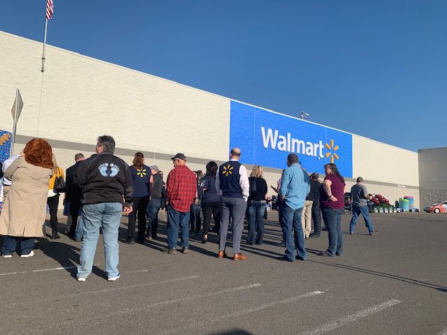 Lebanon Walmart Unveils Store Improvements Local Gazettetimes Com