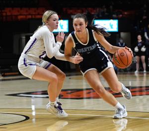 5A girls basketball tournament: Corvallis seniors go out together in consolation defeat