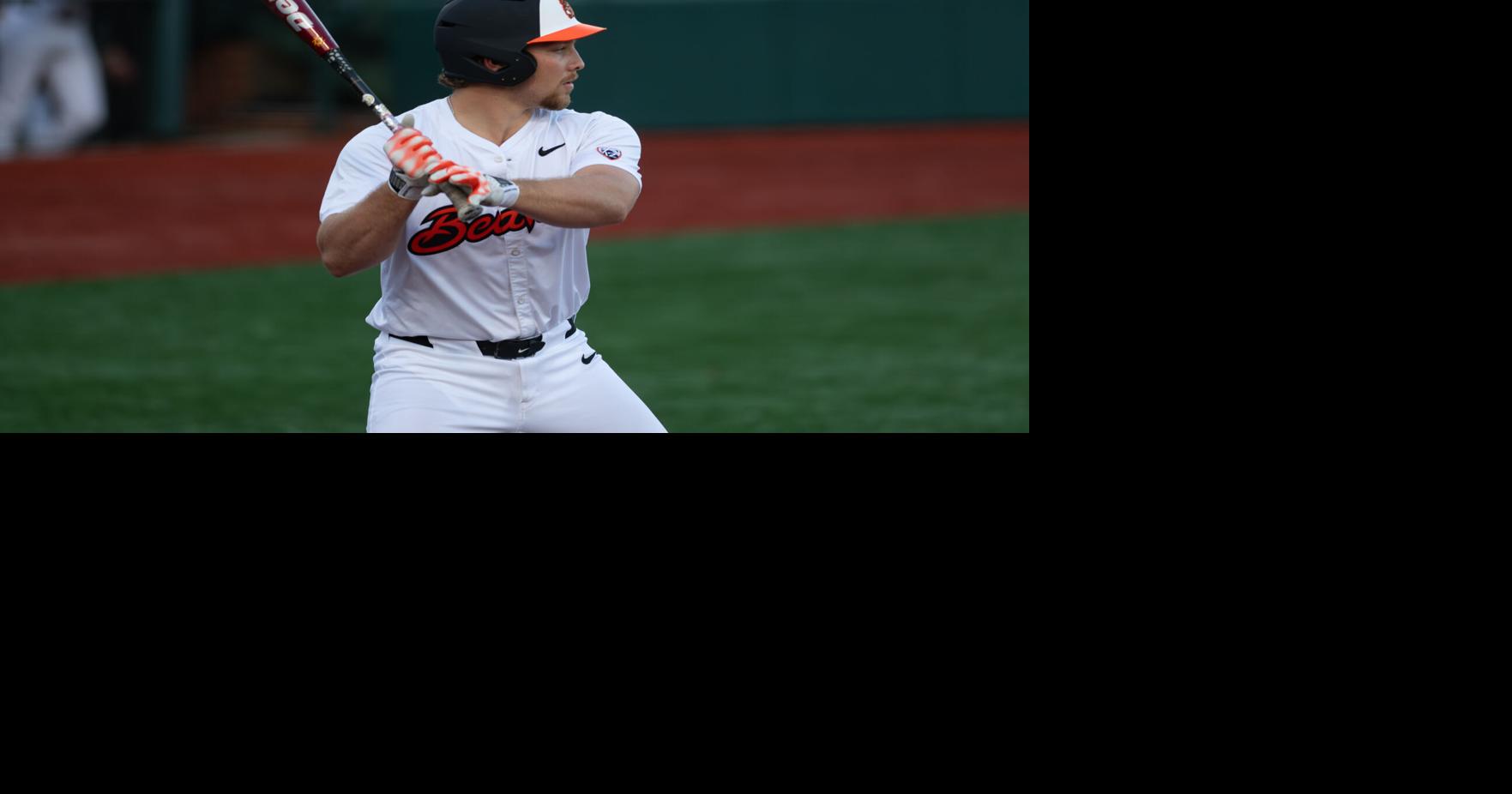 Oregon State baseball drops game one to Oregon