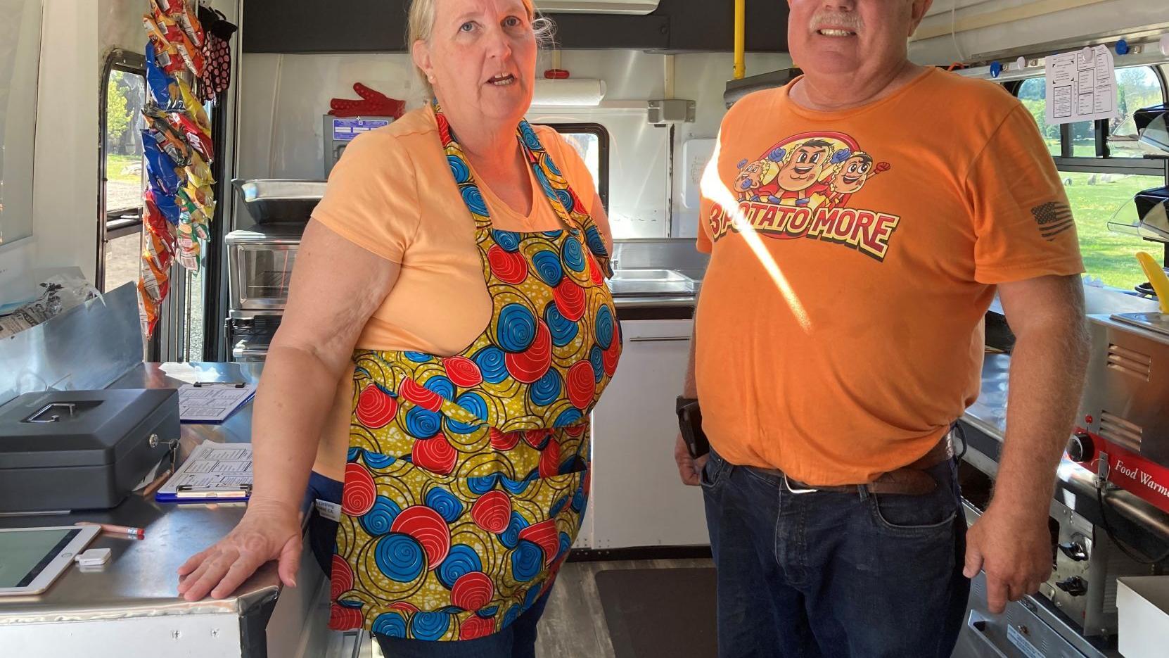 Lebanon couple bounce back with food truck - Vimarsana News