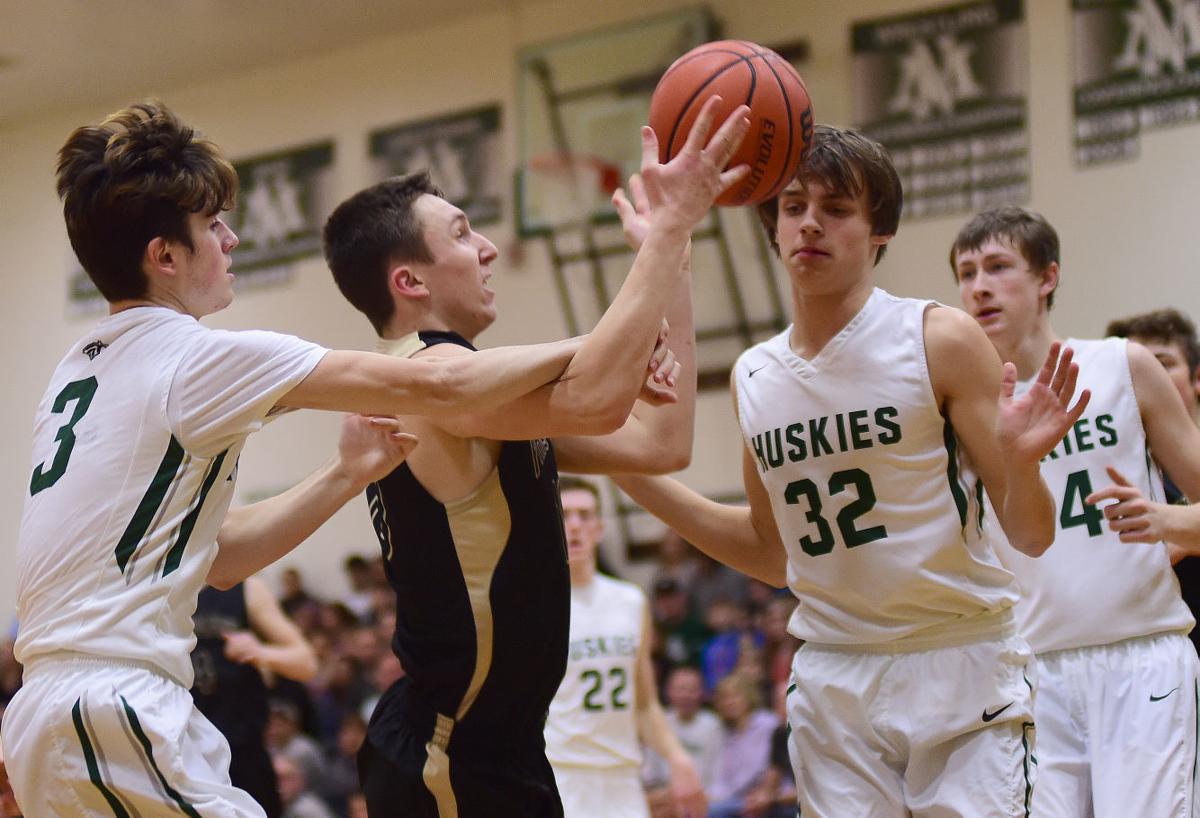 Prep Boys Basketball Philomath Rally Falls Short At North Marion