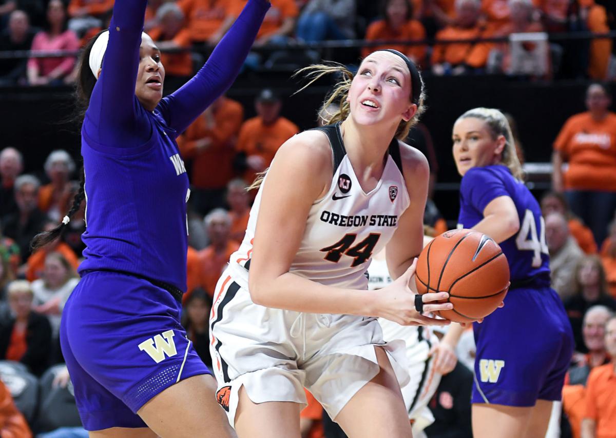 Osu Women S Basketball Beavers Pull Away In Fourth To Top Huskies