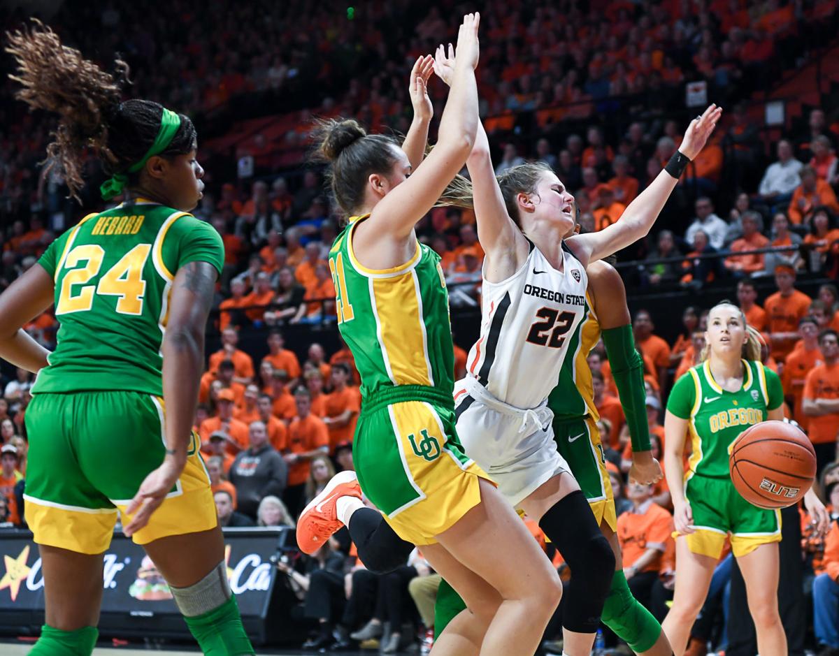 Osu Women S Basketball Beavers Can T Solve Ducks Defense In