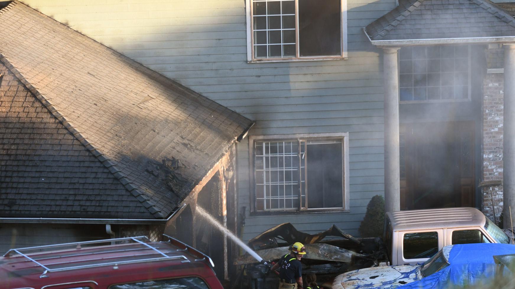 Blaze Damages Knox Butte Home News Gazettetimes Com