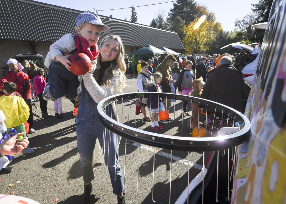 The Grove Albany Church Succeeds Thanks To Modern Elements Local Gazettetimes Com