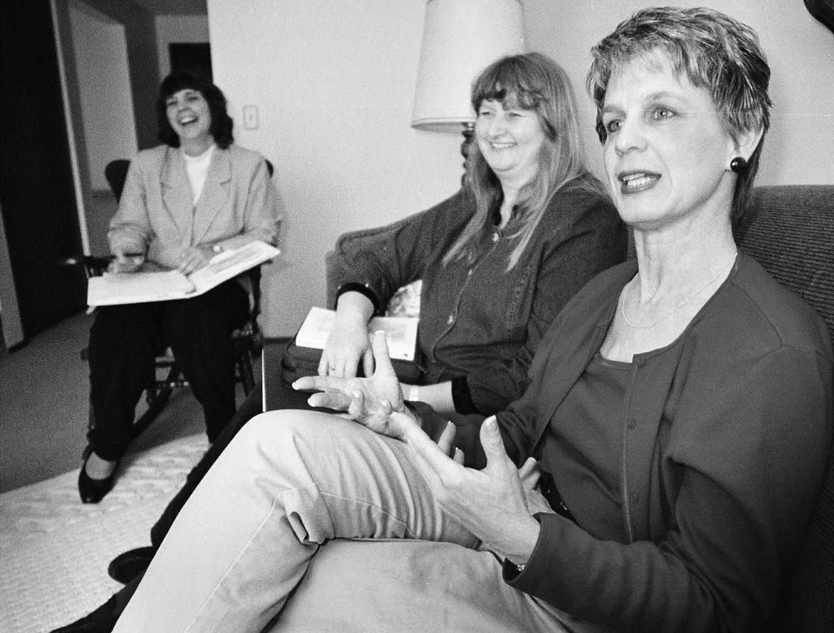 Flashback-May2000 Moms in Touch