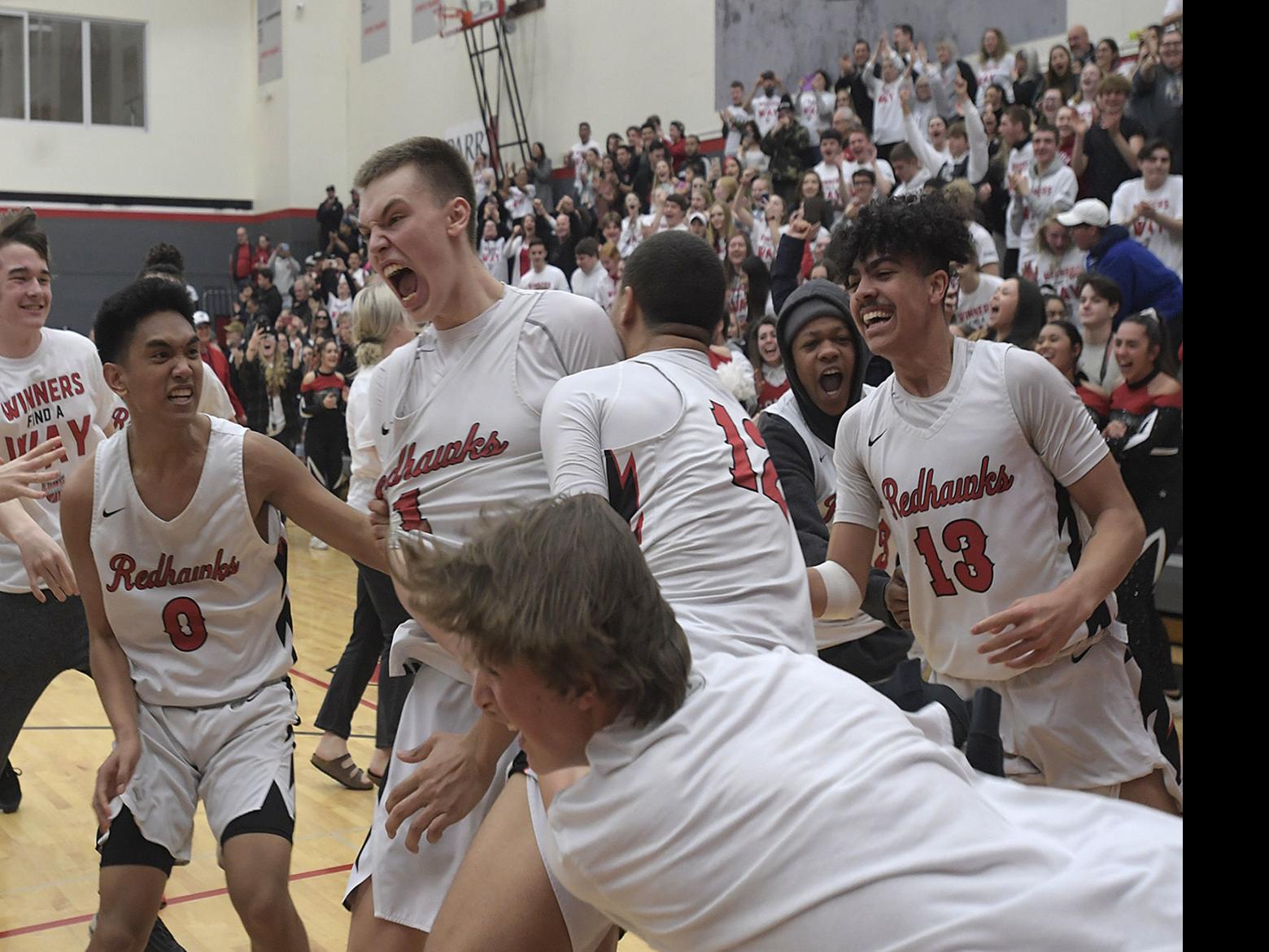 5a Boys Basketball Role Players Efforts In Closing Seconds Help