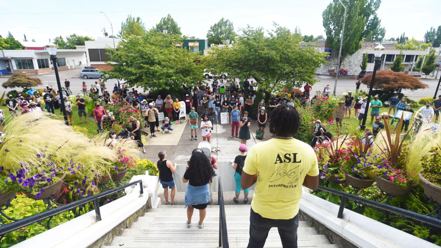 Poll: 1 in 5 say Black Lives Matter movement good for Oregon - Vimarsana News