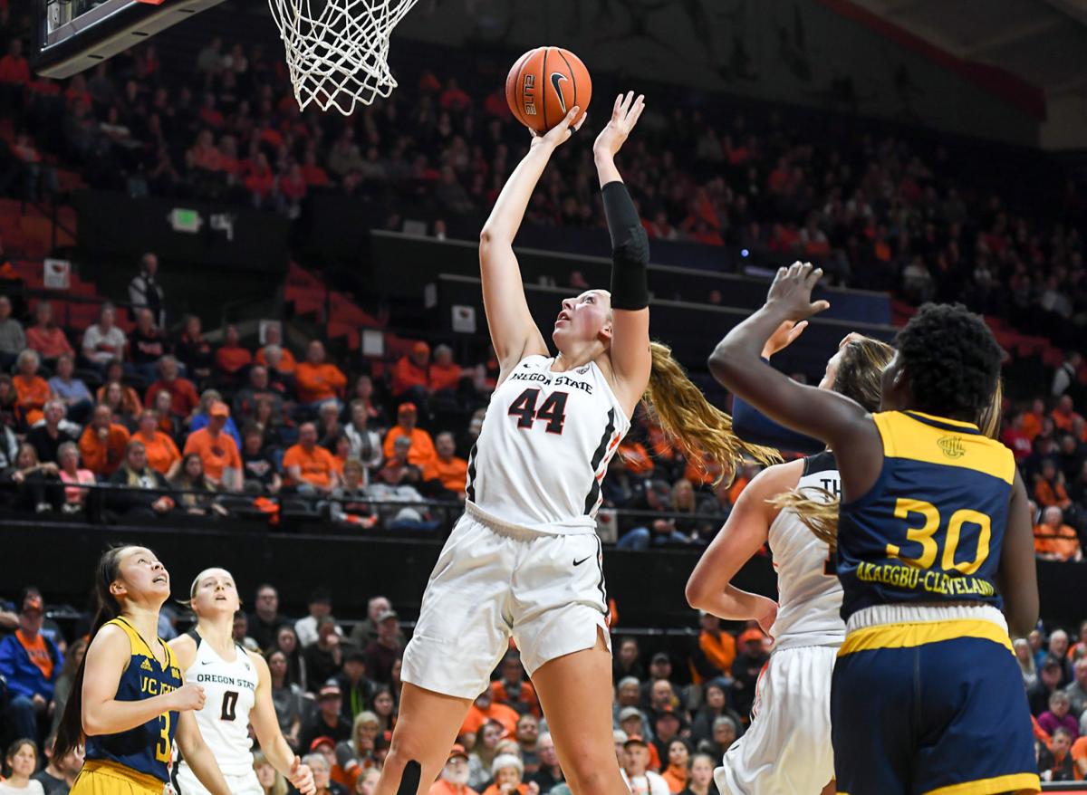 Osu Women S Basketball Jones Pivec Power Beavers To Blowout Win