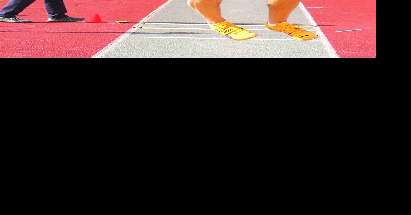 New Oxford's Billman leaps to new District 3 record