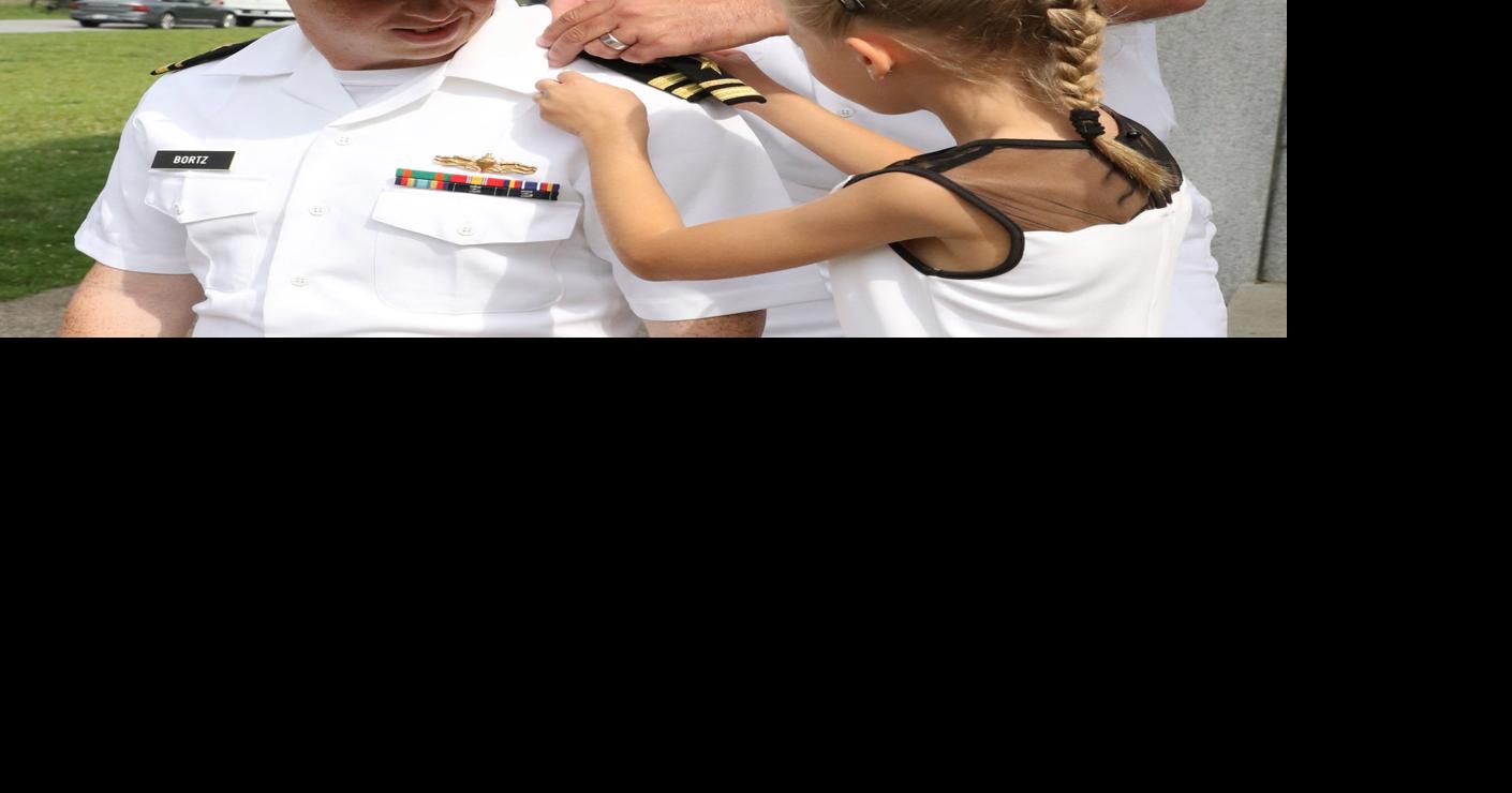 USS Gettysburg promotes lieutenant on battlefield | Local News ...