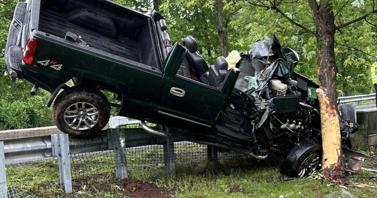 1 injured in wreck - Vimarsana News