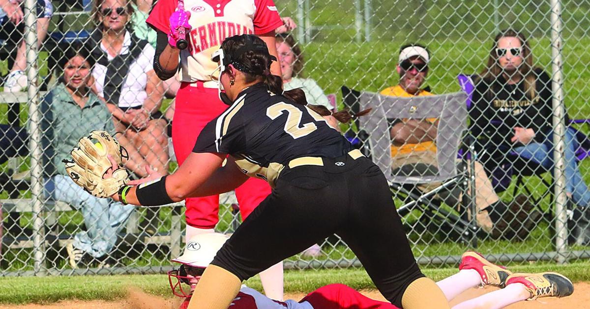 Aggressive Eagles come to life, rally past rival Canners