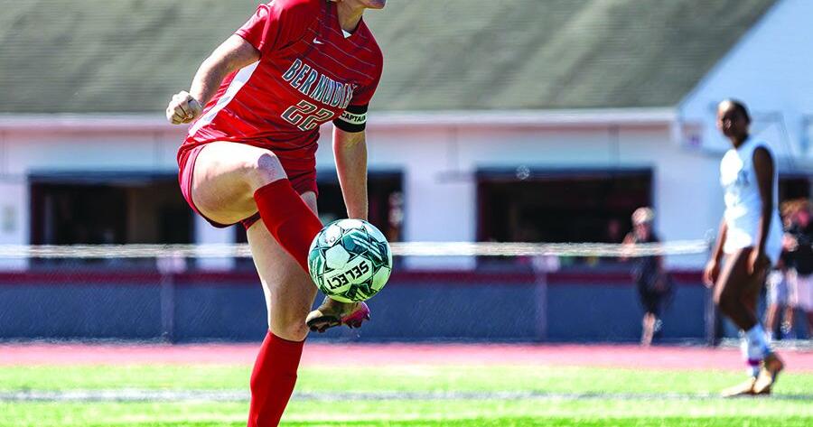 Familiar foes: Former YAIAA-3 rivals Bermudian and Fairfield clash in SCAC-2 match